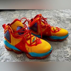 2021 Nike Space Jam x LeBron 19 EP ‘Tune Squad’ basketball sneakers